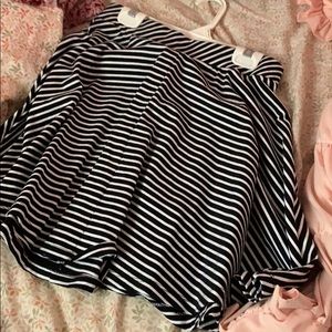 Cute stripped skirt
